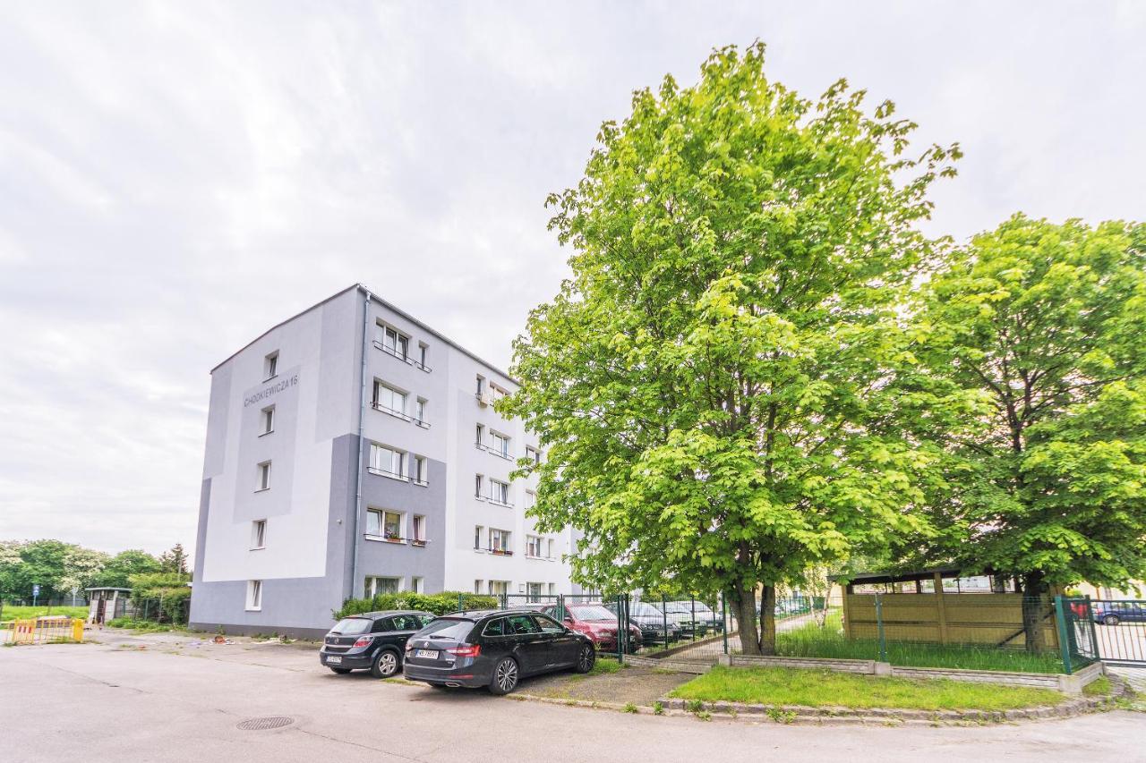 Апартаменты Apartament Blue Brzezno Prostywynajem Gdansk Brzezno Экстерьер фото